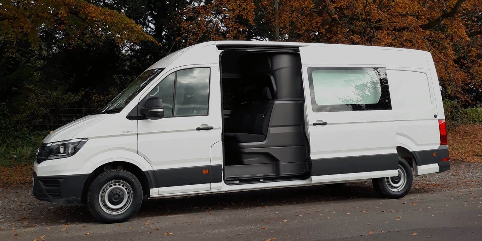 Basis VW Crafter - Custom-Bus Camping Vans